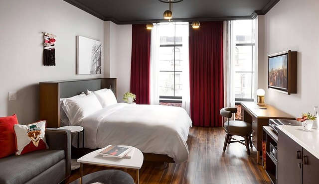 Prime Location! 2 Relaxing Units, Rooftop Bar, Near The Opera House