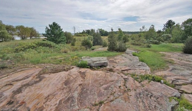 Private boat access only cottage in Honey Harbour Ontario
