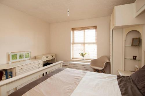 Private Double Room ensuite in Cheshunt nr London