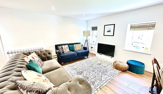 Quay Cottage Luxury 2 Bedroom Cottage in Quiet Spot in Heart of Inveraray - Super Kingsize Bed