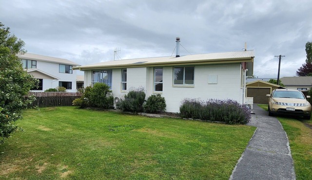 Recently Renovated Cottage in Picturesque Kaikoura.