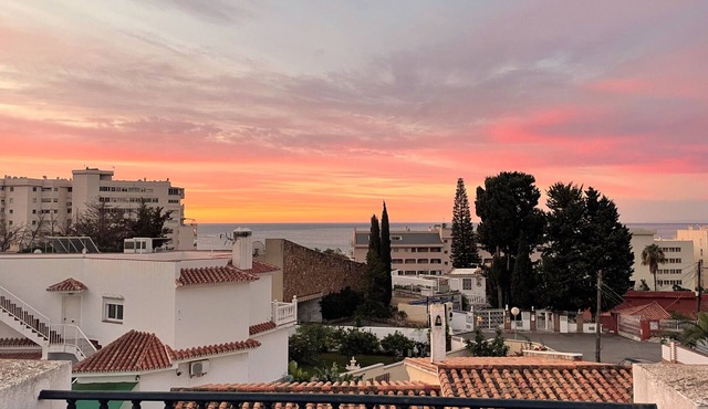 Ref 290: Townhouse with roof terrace ,pool sea view,& easy walk to the beach.