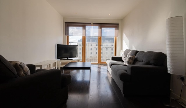 Refreshing Modern Apartment in Glasgow