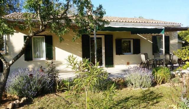 Relaxing atmosphere in a Finca full of lemon and orange trees