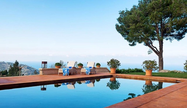 Rent Your Luxury 4 Bedroom Villa, Mallorca Villa 1017