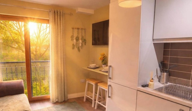 River View Apartment in Town Centre I Free Parking