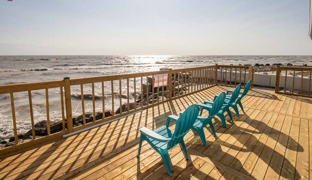 Rock This Wave - Three Bedroom Cottage, Sleeps 8