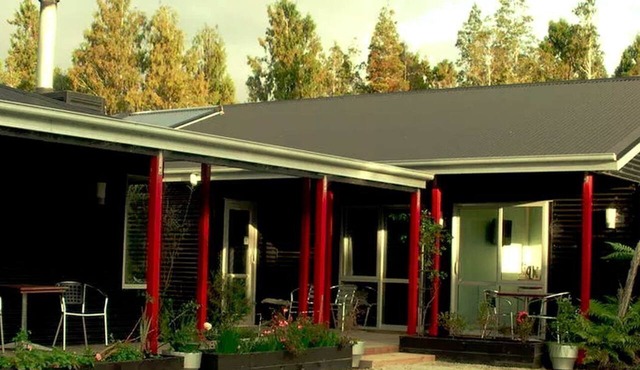 Romantic Getaway in the West Coast Wilderness of Hokitika, New Zealand