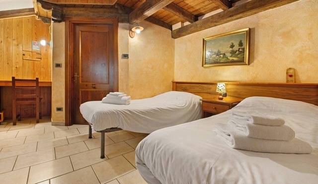 Room '6' with Shared Terrace, Shared Garden and Wi-Fi