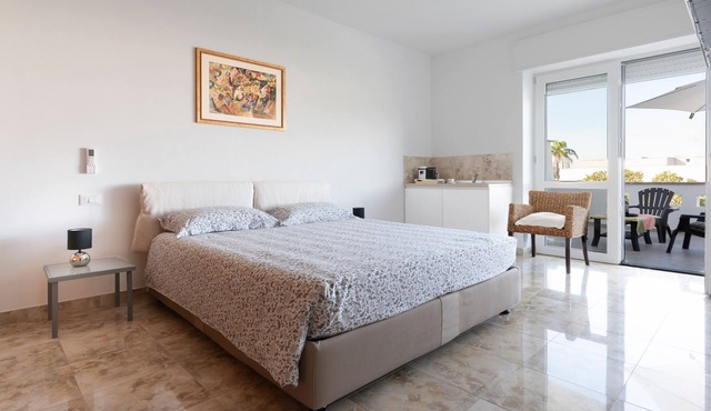 Room 'I 4 Venti - 5' with Private Terrace, Wi-Fi and Air Conditioning