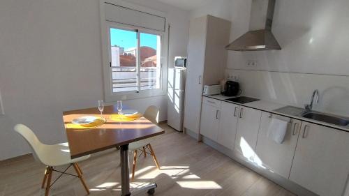 Rosesapparts Estudios & Parking