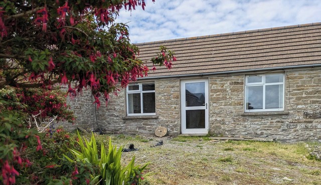 ROUSAY&NBSP;COTTAGE, pet friendly in Rousay, Orkney Islands