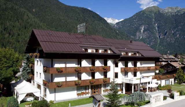 Royal Olympic Hotel