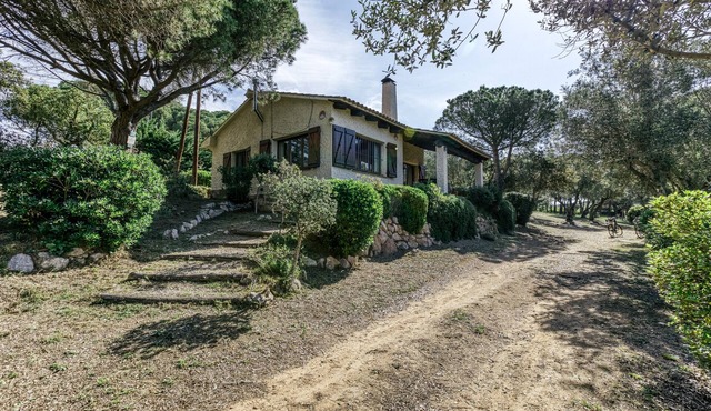 Rural House "La Barraca de Farena" Near the Beach in Palafrugell