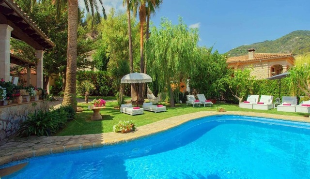 Rustic House in Mancor with Pool