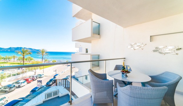 Sa Maniga 3 E comfortable apartment, beachfront, 2 bedrooms, up to 4pers. WLAN