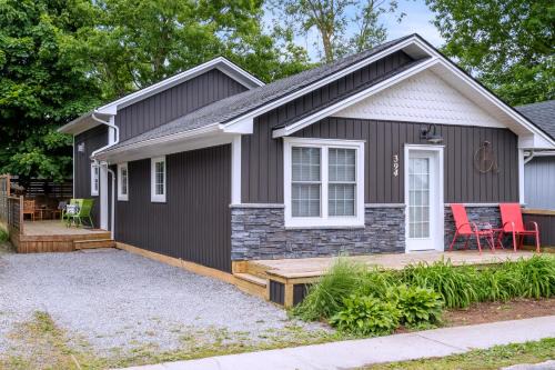 Sandy Cove Cottage