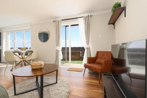 Sea Point - 2 bed apartment