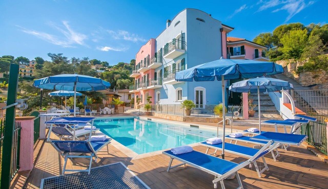 Seaview Pool Retreat - B15, Andora, Italy