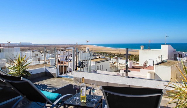 Seaviews from private terraces, near to the beach - casa Luna with aircondition and WiFi internet
