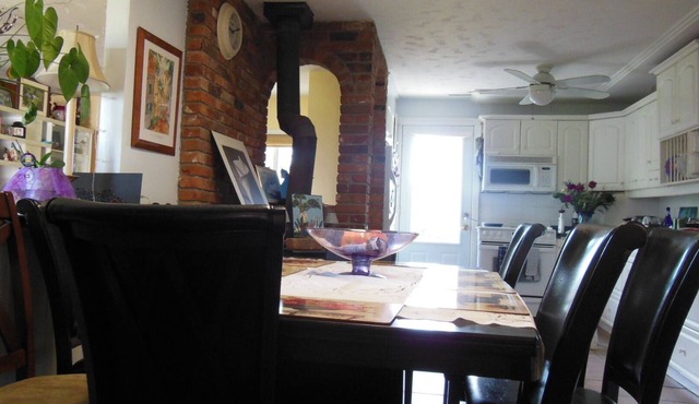 Secluded and private in Grimsby, Ontario winery region