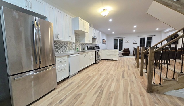 Serene Escape:Niagara Region Getaway Near Beach