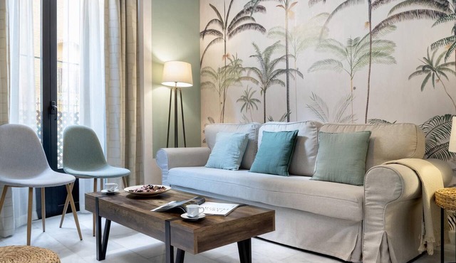 Sevillian Charm on Sol street - Comfort and Tradition 5 Min from Las Setas