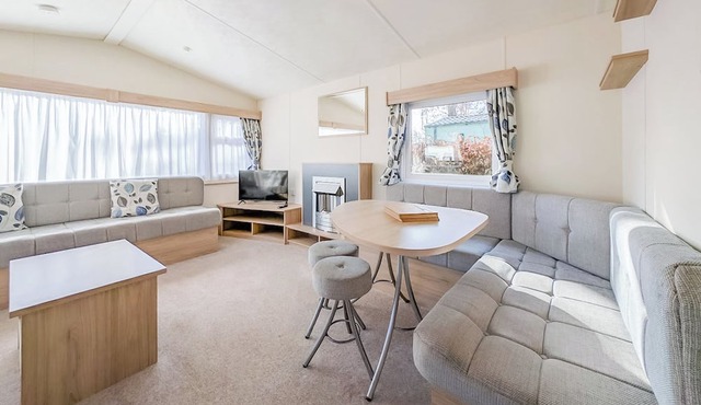 Silver 3 bedroom Caravan