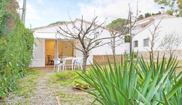 Simple apartment located in Llafranc.