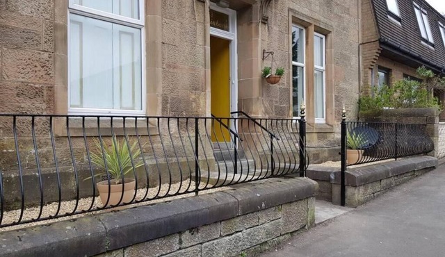 Snug - Fountain Bank Apartment