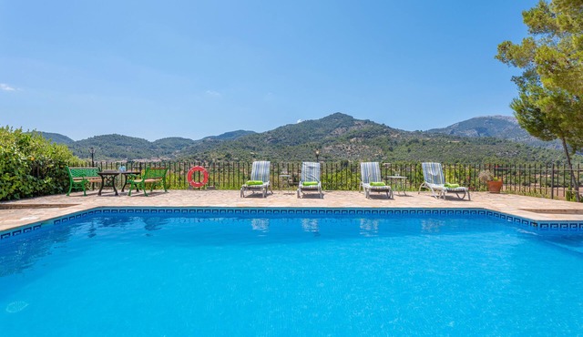 SON DURÍ - Villa with private pool in Mancor de la Vall. Free WiFi