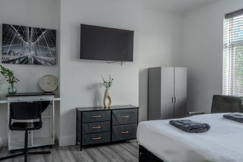 Spacious 3BR Home Near Central London & Excel