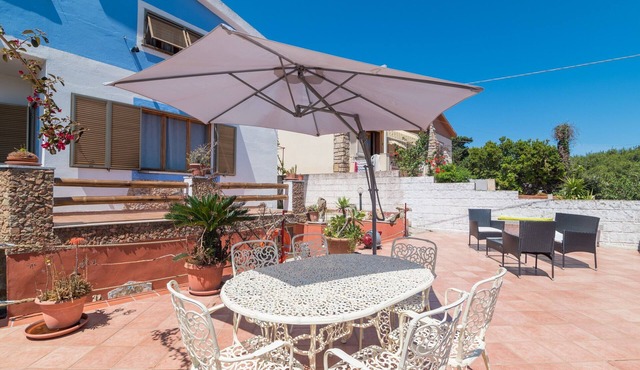 Spacious Apartment with Hills View, Wi-Fi & Terrace