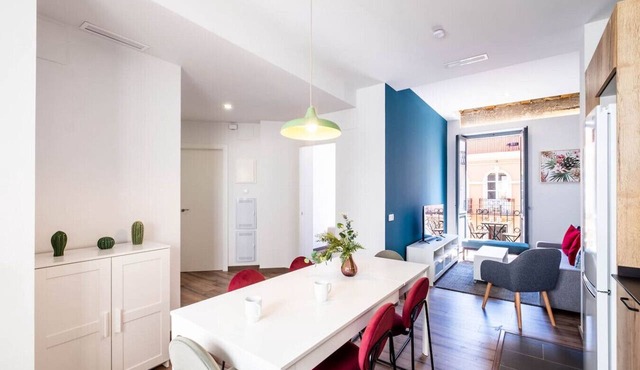 Spacious Apartment with City View