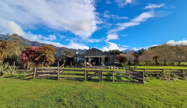 Spacious, fresh American style barn. The perfect location for a relaxing getaway