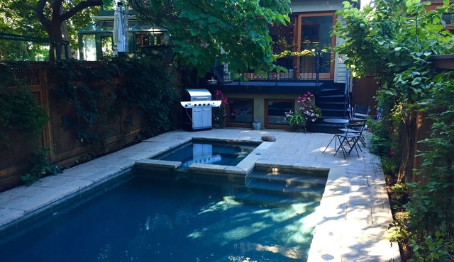 Spectacular Toronto Home on Beach with Private Pool!