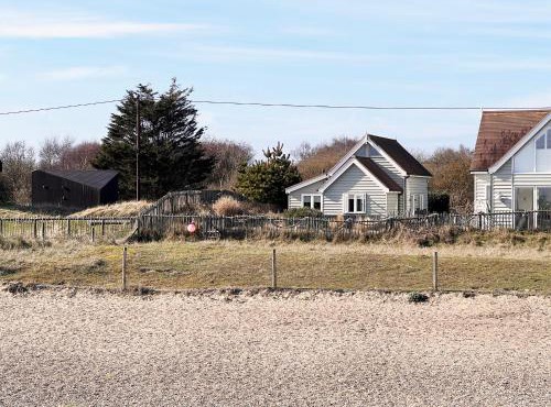 Spinney's Boathouse by The Suffolk Cottage Collection