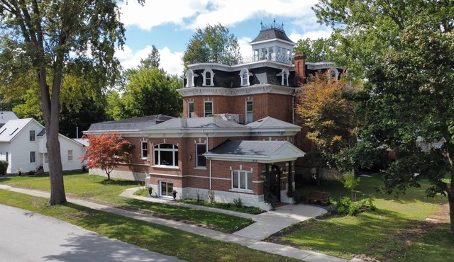 Stay in one of Ontario’s most haunted Victorian mansions. Sleeps 16.
