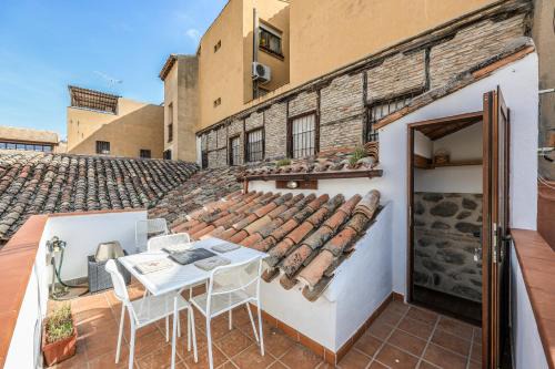 Stay in the Heart of Toledo