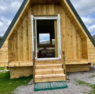 Sterlochy Cabin