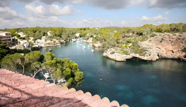 Studio Apartment 'Estudio Vistas Al Mar' with Sea View, Wi-Fi and Air Conditioning
