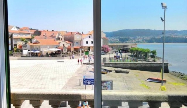 Studio with sea views (APT 1)
