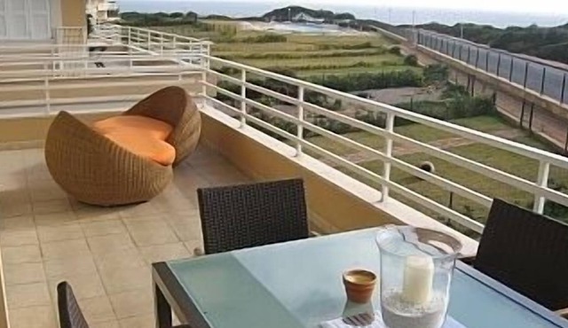 Stunning First Floor Luxury Apartment with Sea View
