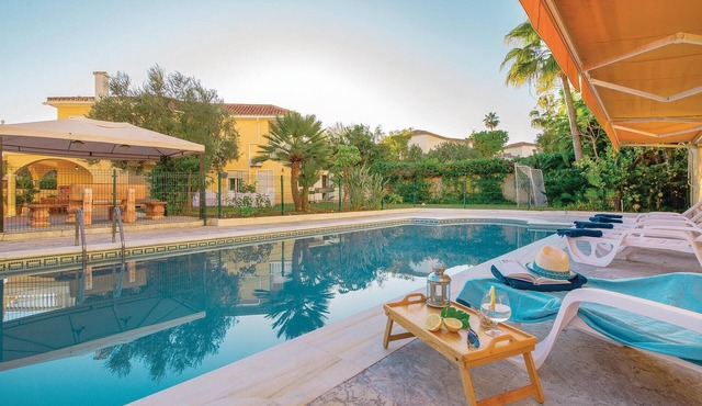 Stunning home in Benalmádena