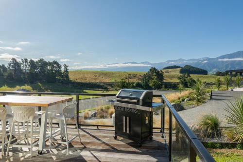 Stunning Views, Contemporary, Escape - KK24113