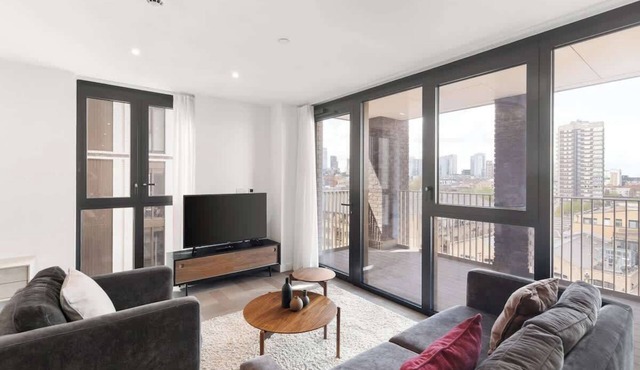 Stunning Views Modern London Apartment with ac