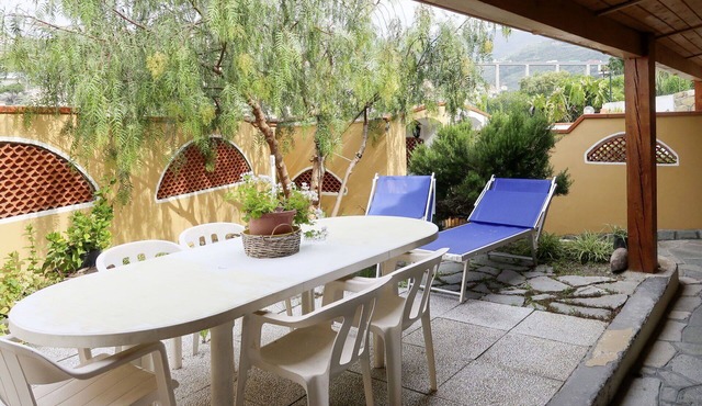 Stunning villa for 9 guests with A/C, WIFI, TV, terrace and pets allowed