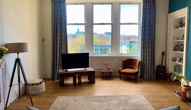Stunning West End Apartment
