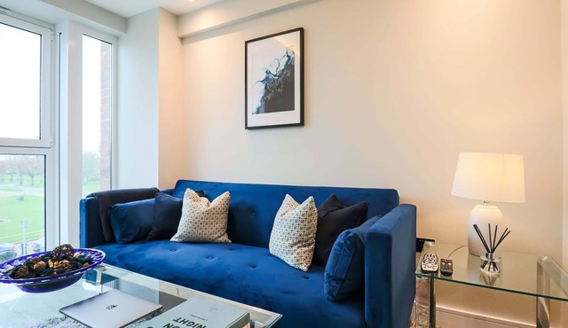 ✨Stylish 1 Bedroom Serviced Apartment for Business Guests Free WiFi WGC✨