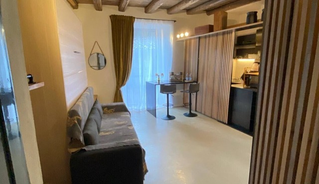 Suite Tagliamento Apartment with Wi-Fi and Air Conditioning